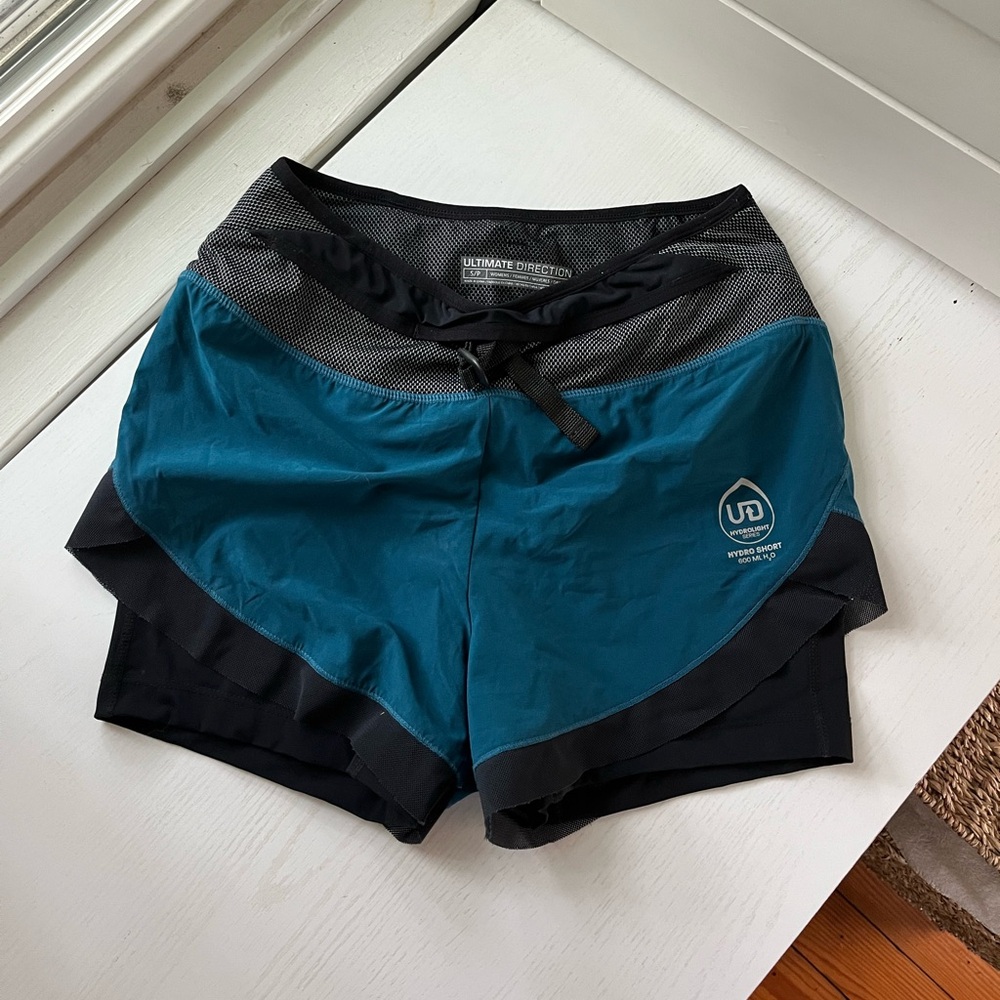 Ultimate Direction Women’s Running Shorts – Blue & Black, Size Small k
